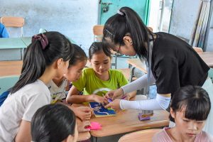 裴浩正-数学折纸课堂-会折纸的孩子数学学得更好